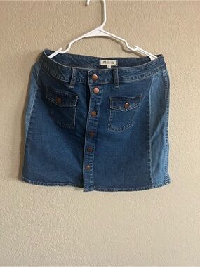 Madewell Two-Tone Blue Denim Button-Front Mini Skirt
